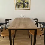 Appartement G8 *