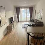 Apartamento G8 *