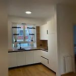 Appartement G8 *