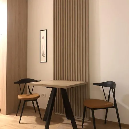 Apartman G8 Pale