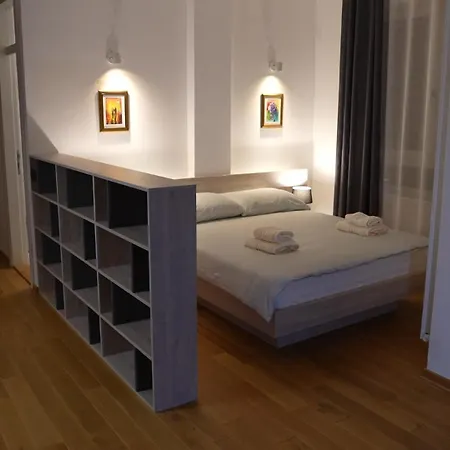 Διαμέρισμα G8 Pale